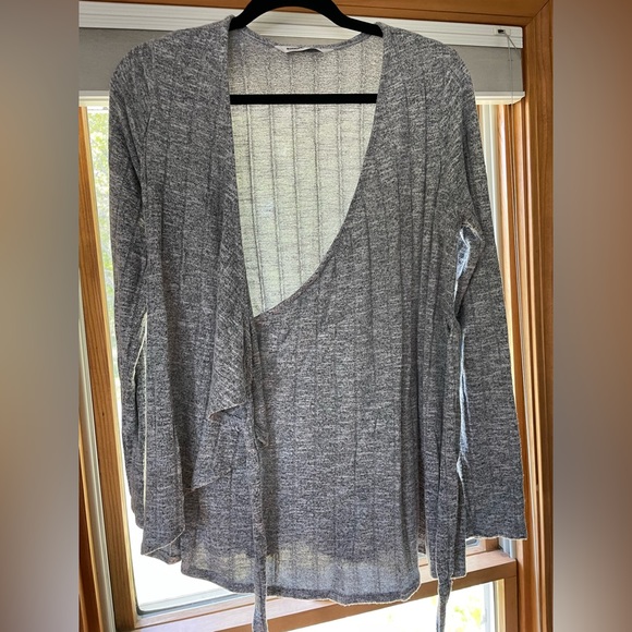 Maternity Wrap Shirt - Picture 4 of 4